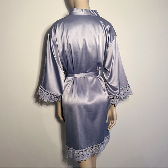 Periwinkle Blue Robe - Picture 5 of 9